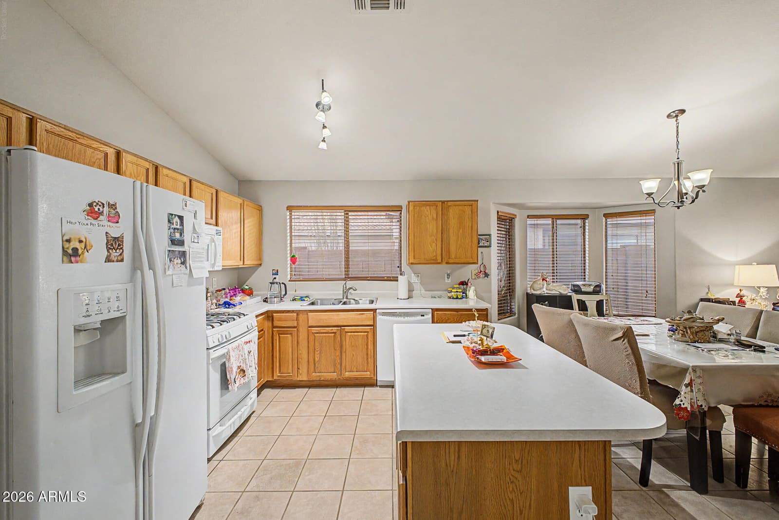 6458 W Saddlehorn Road, Phoenix, AZ 85083 — photo 10 of 20