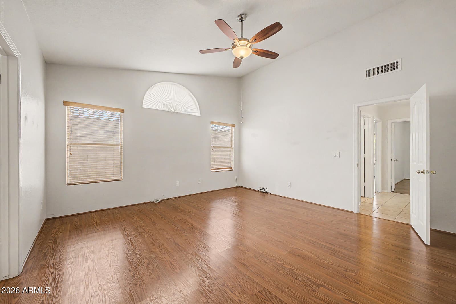 12412 W CAMBRIDGE Avenue, Avondale, AZ 85392 — photo 15 of 35