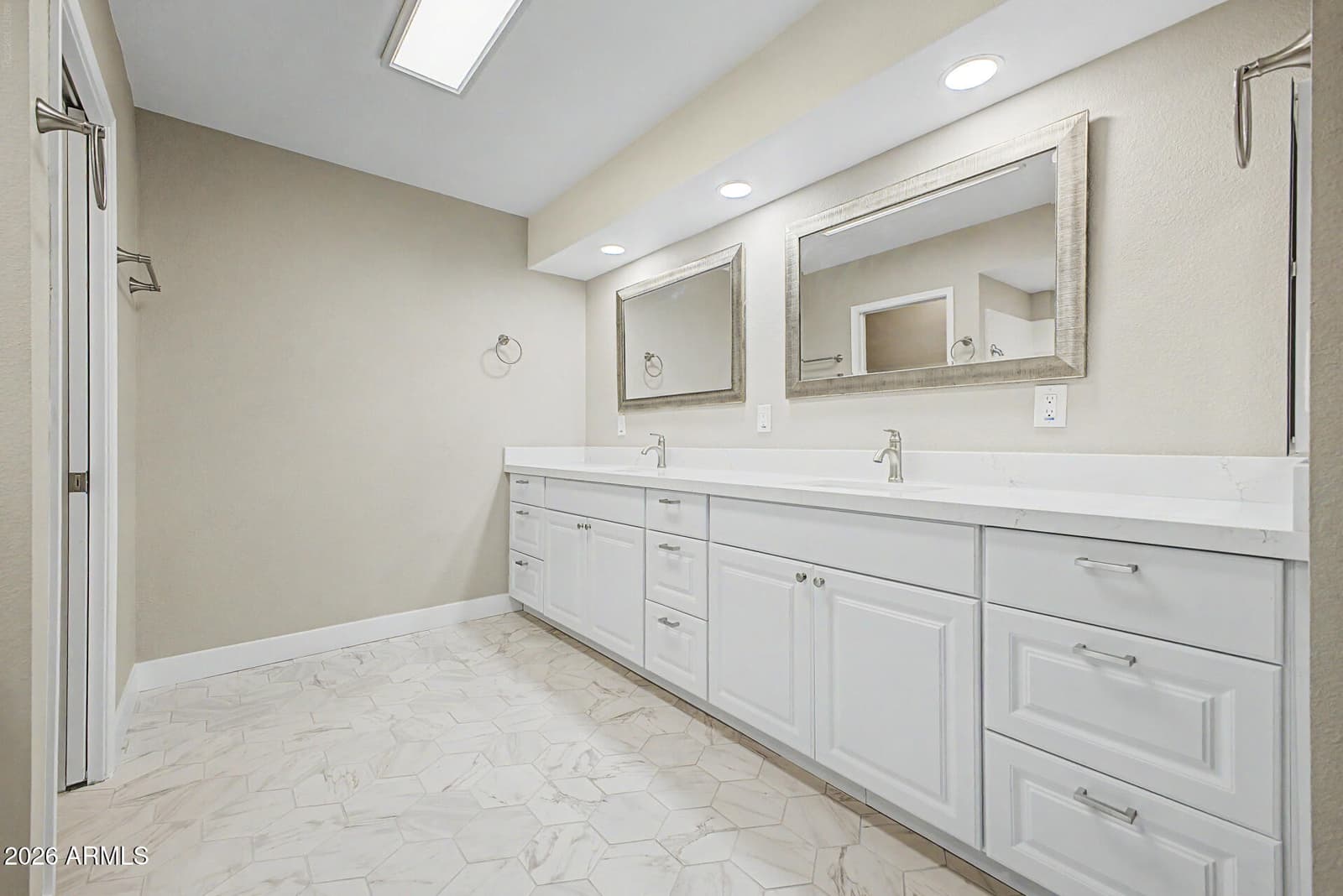 26402 S SEDONA Drive, Sun Lakes, AZ 85248 — photo 27 of 83
