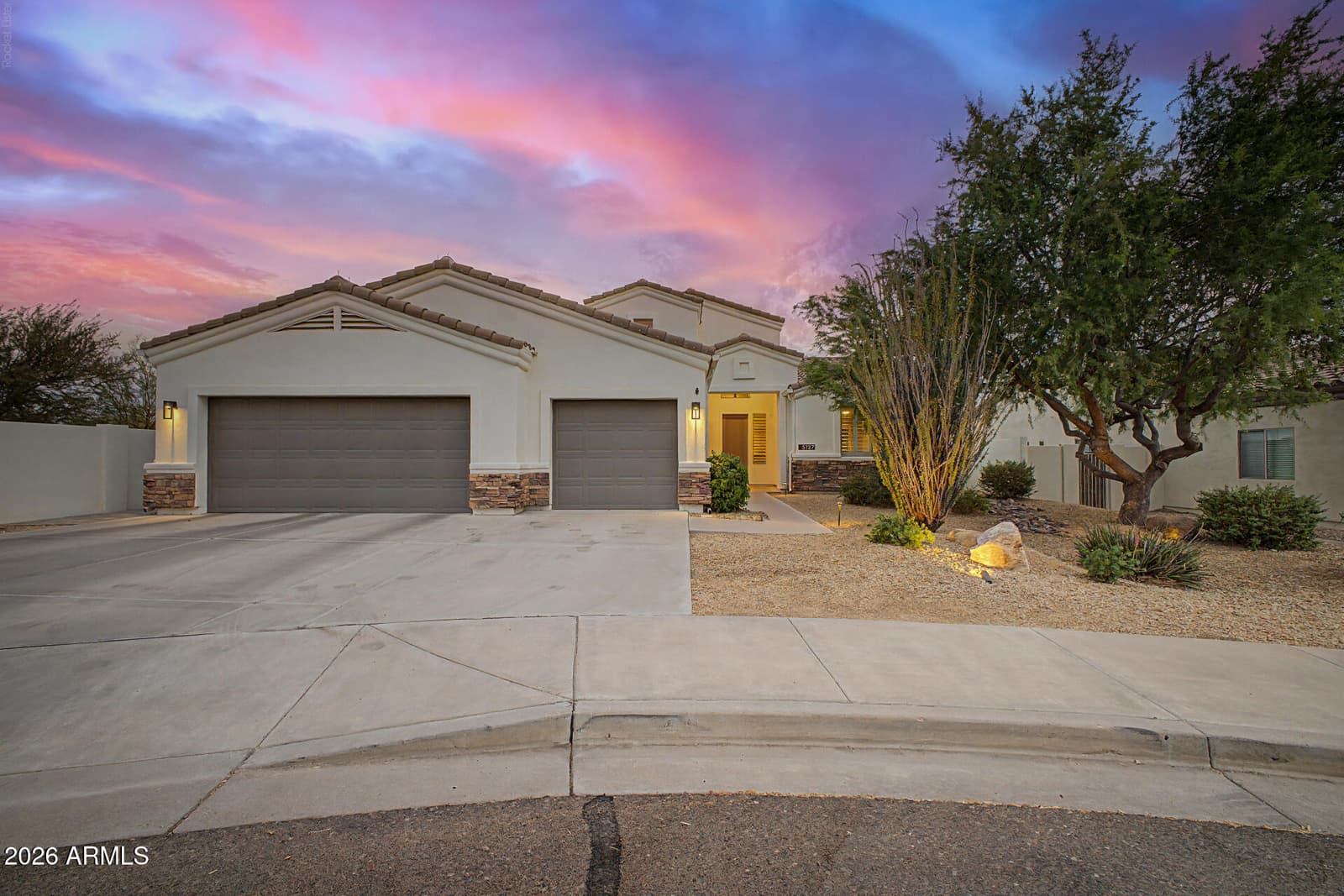 5127 E MAZATZAL Drive, Cave Creek, AZ 85331 — photo 2 of 44