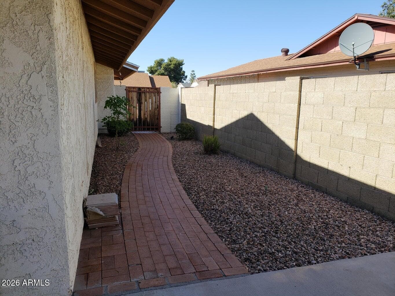 8409 N 31ST Lane, Phoenix, AZ 85051 — photo 14 of 21