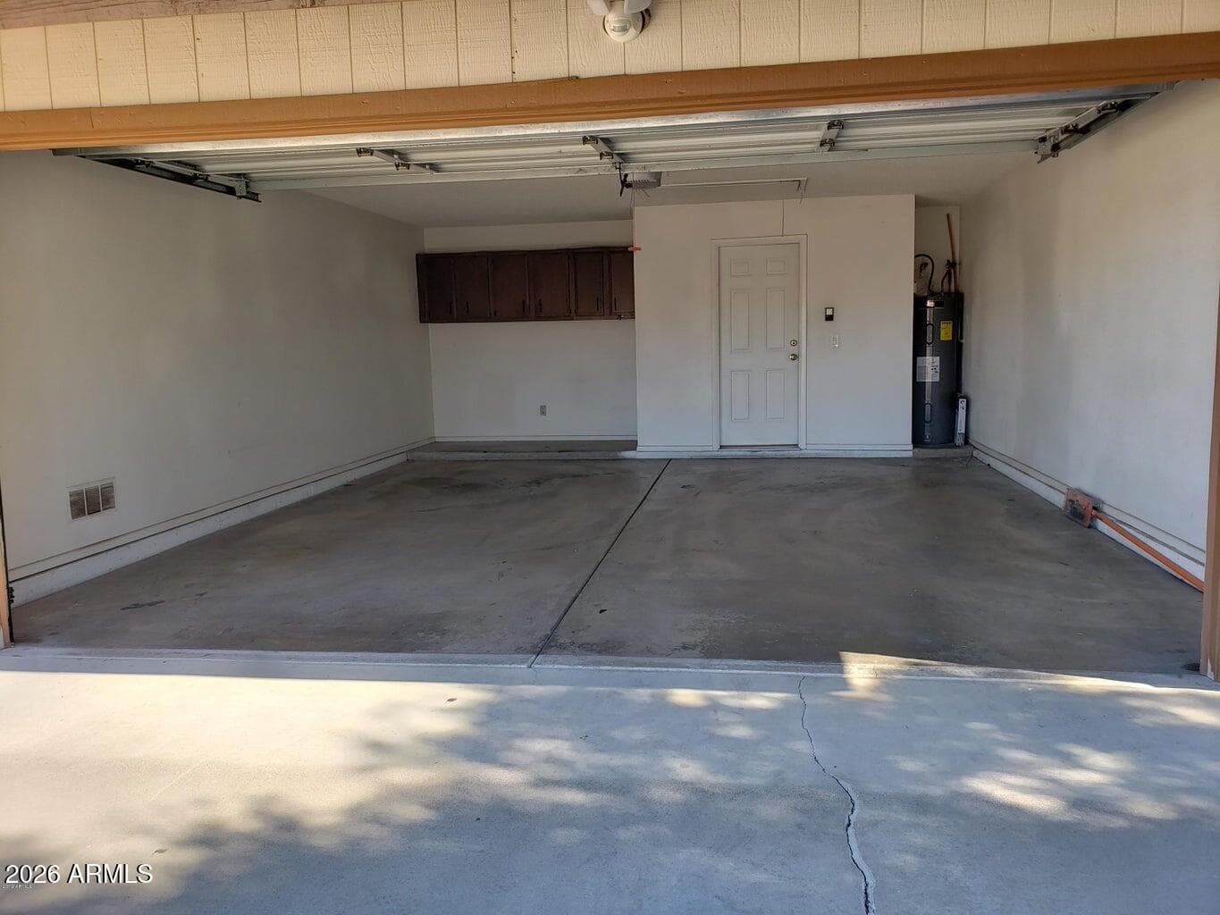 8409 N 31ST Lane, Phoenix, AZ 85051 — photo 6 of 21