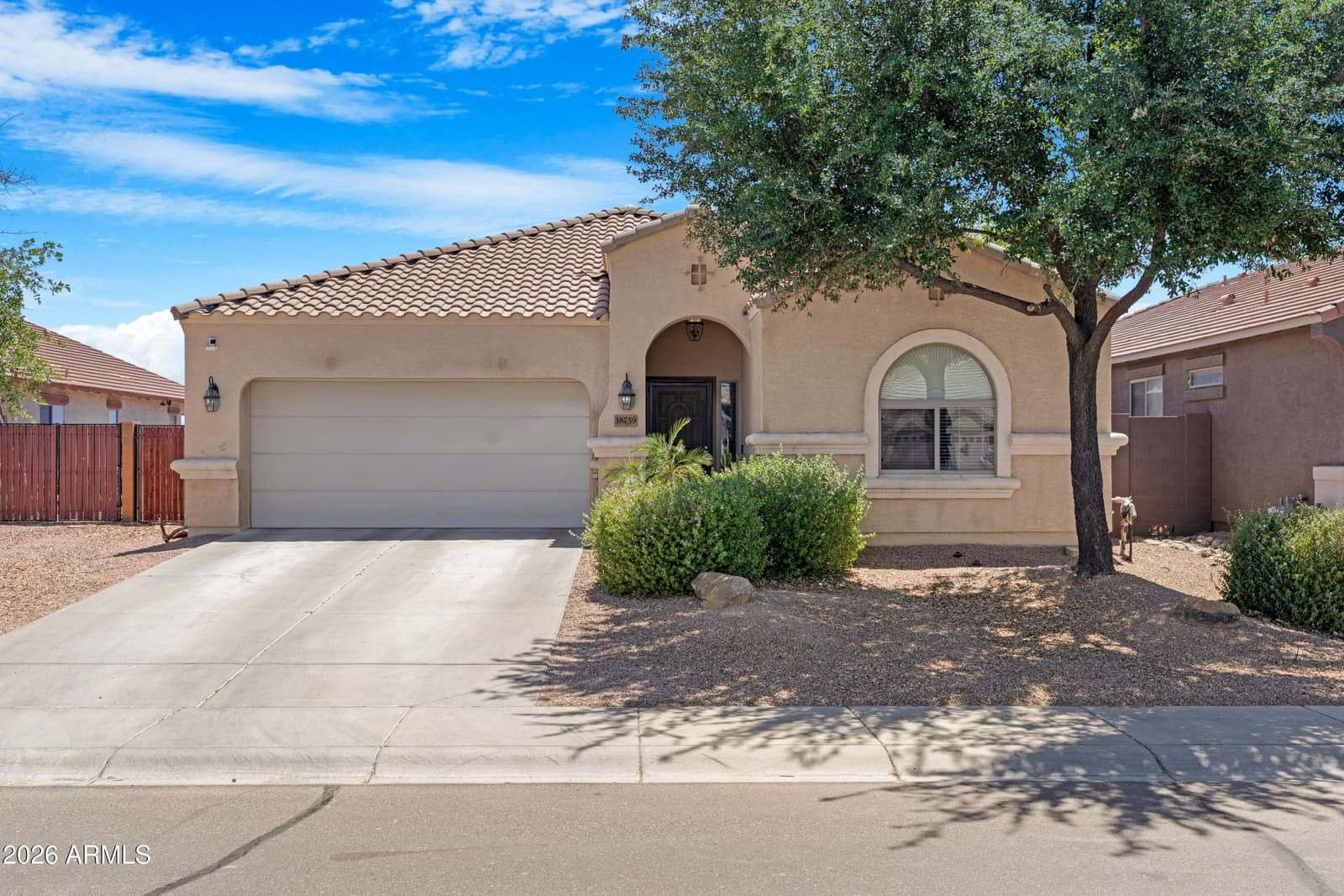 38759 N JONATHAN Street, San Tan Valley, AZ 85140