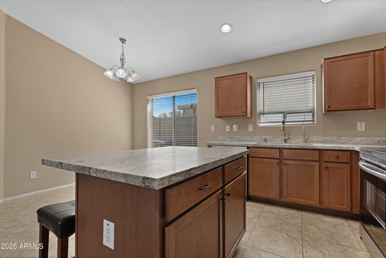 40576 W SANDERS Way, Maricopa, AZ 85138 — photo 14 of 34