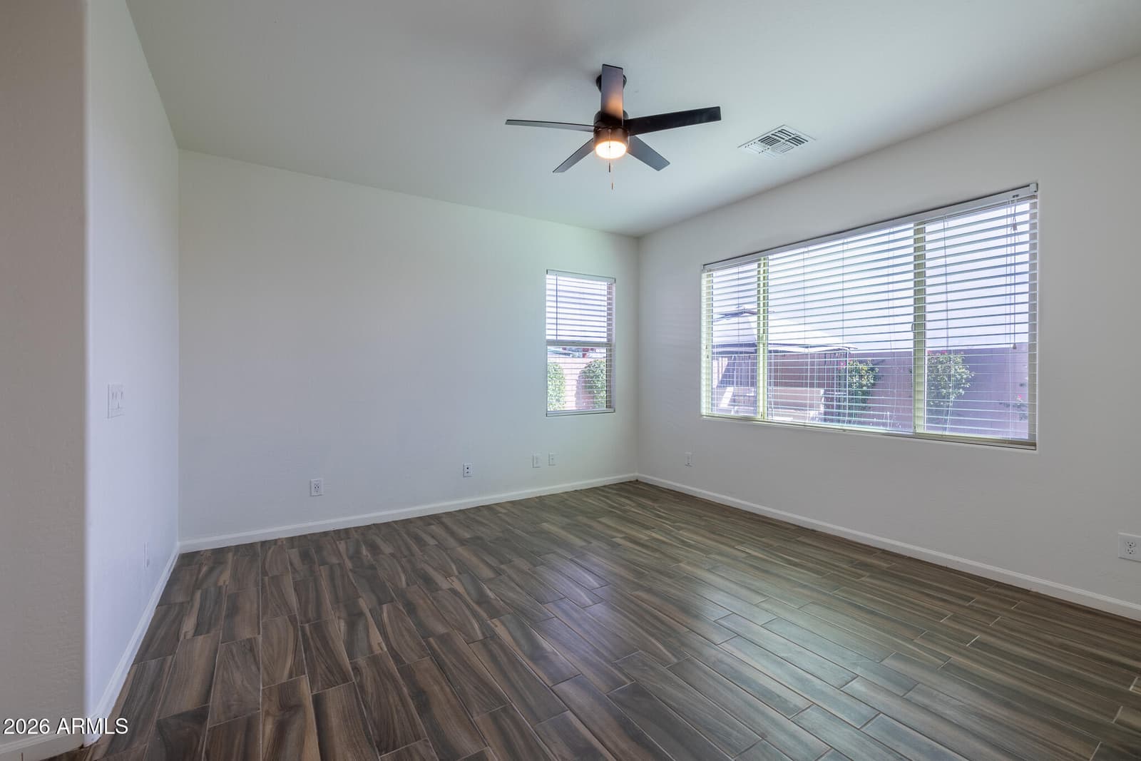 12247 W PRICKLY PEAR Trail, Peoria, AZ 85383 — photo 14 of 26