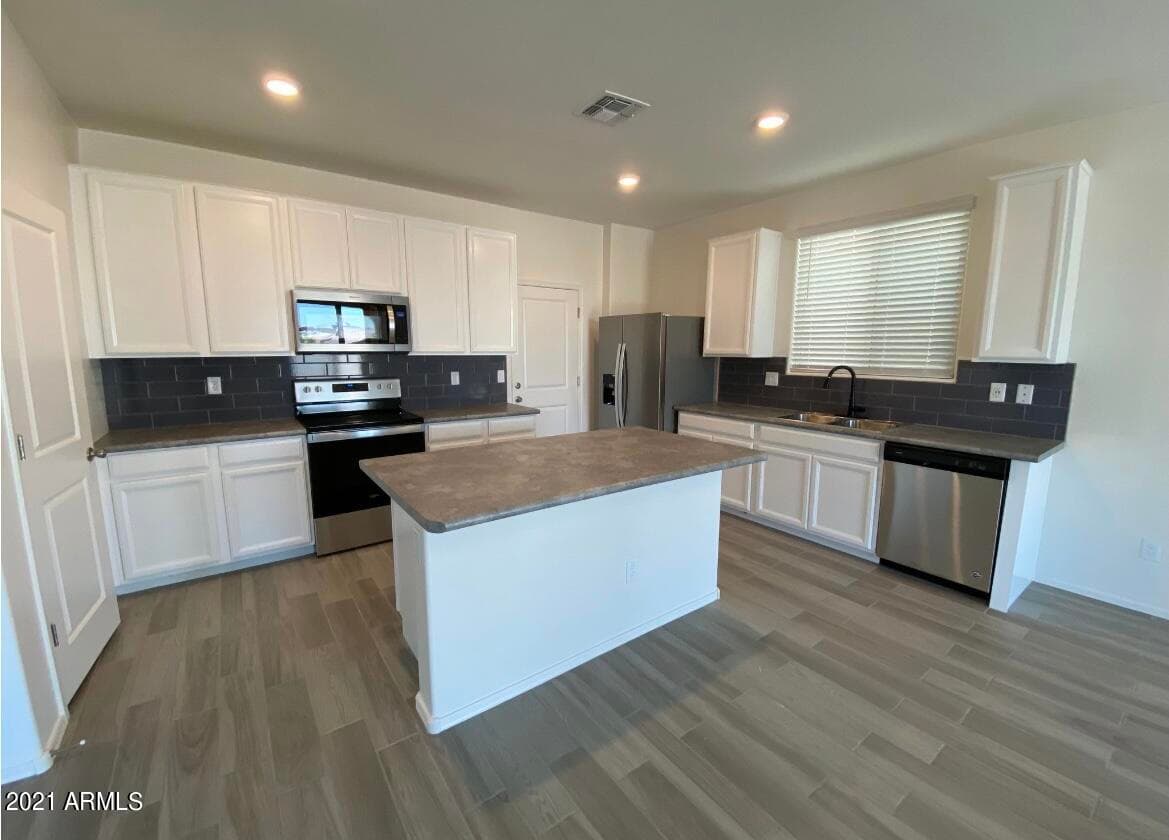 7243 N 125th Drive, Glendale, AZ 85307 — photo 5 of 44