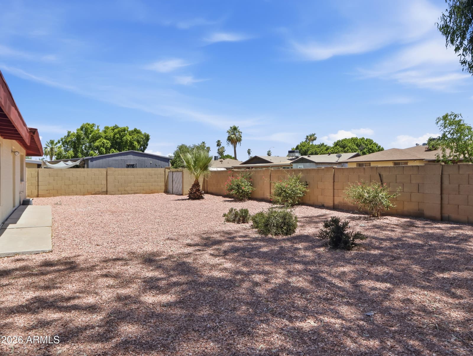2949 W CACTUS WREN Drive, Phoenix, AZ 85051 — photo 29 of 37