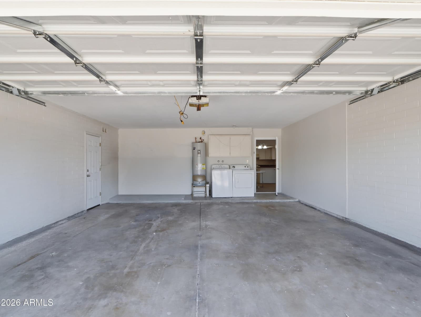 2949 W CACTUS WREN Drive, Phoenix, AZ 85051 — photo 32 of 37