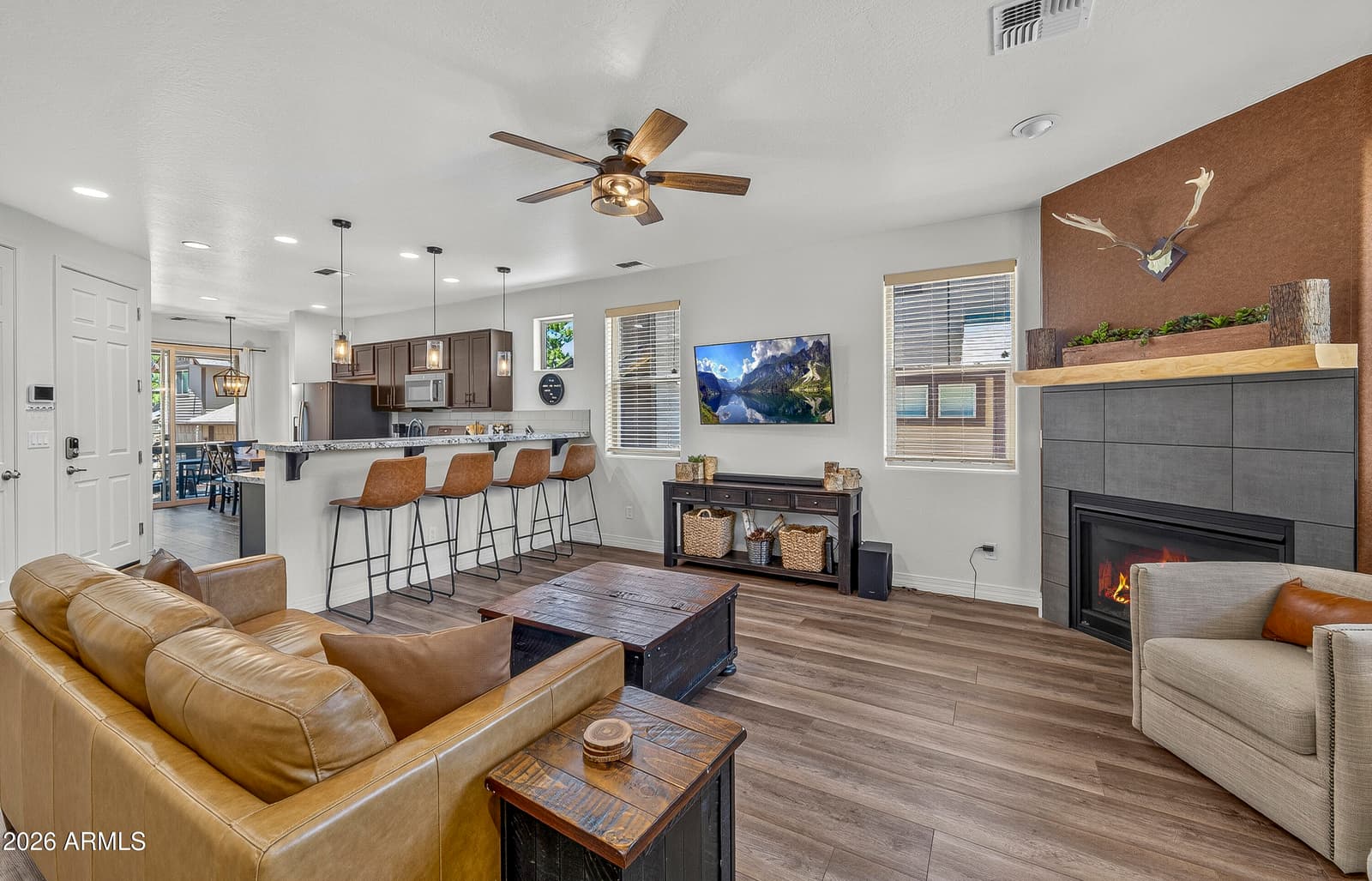 2465 W CLEMENT Circle, Flagstaff, AZ 86001 — photo 3 of 31