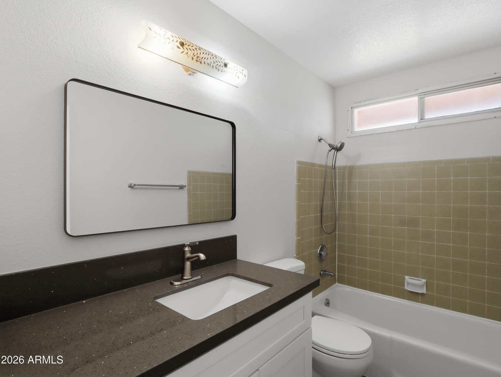 2949 W CACTUS WREN Drive, Phoenix, AZ 85051 — photo 15 of 37