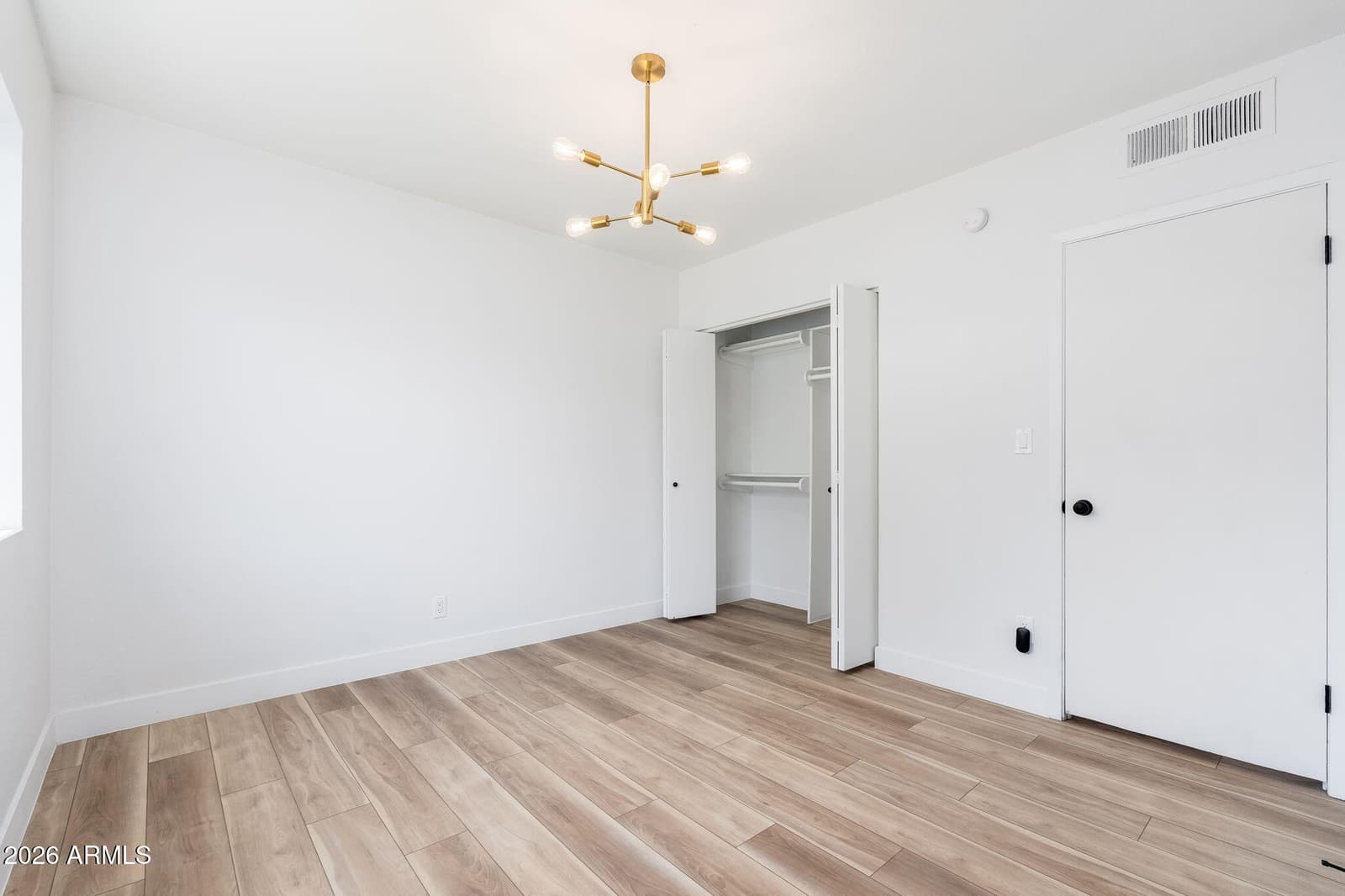 749 E MONTEBELLO Avenue 223, Phoenix, AZ 85014 — photo 18 of 32