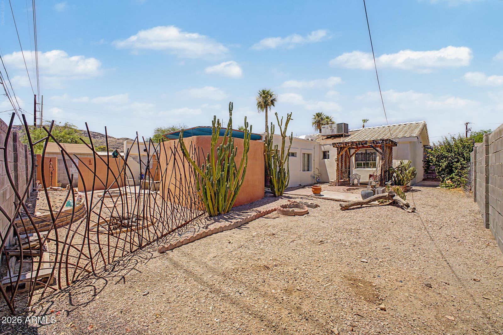 1229 E MERCER Lane, Phoenix, AZ 85020 — photo 30 of 32