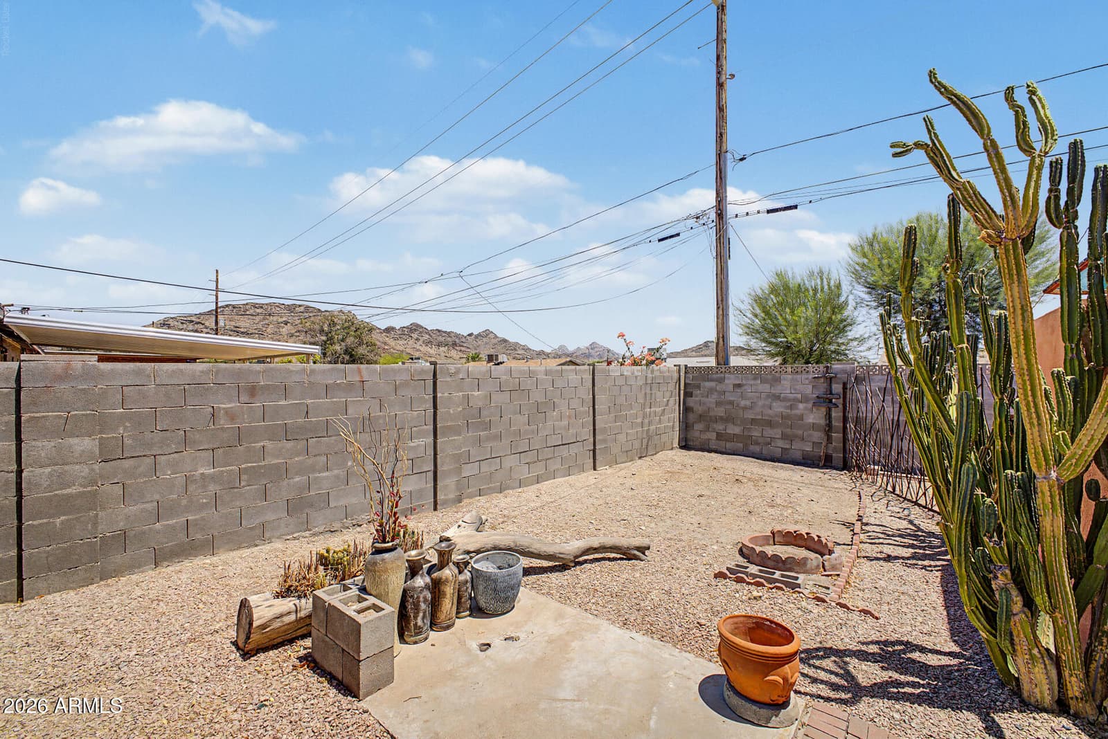 1229 E MERCER Lane, Phoenix, AZ 85020 — photo 31 of 32