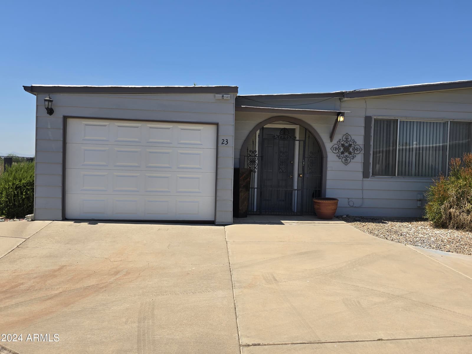 10201 N 99TH Avenue 23A, Peoria, AZ 85345 — photo 2 of 34