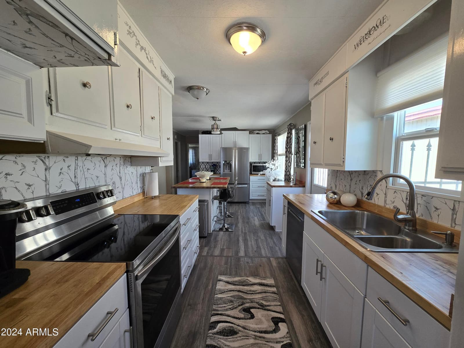 10201 N 99TH Avenue 23A, Peoria, AZ 85345 — photo 5 of 34