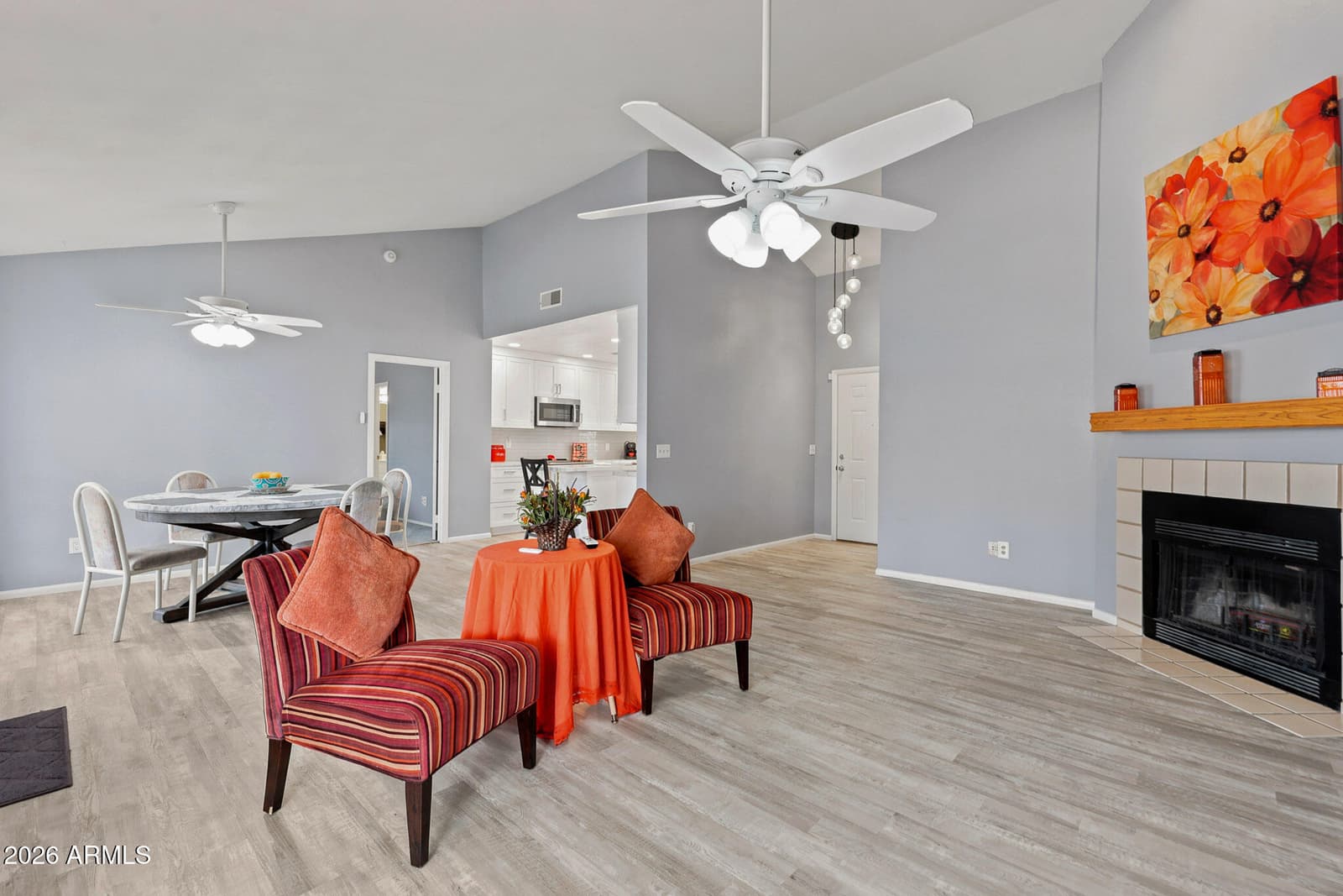 7241 W LAUREL Lane, Peoria, AZ 85345 — photo 12 of 37