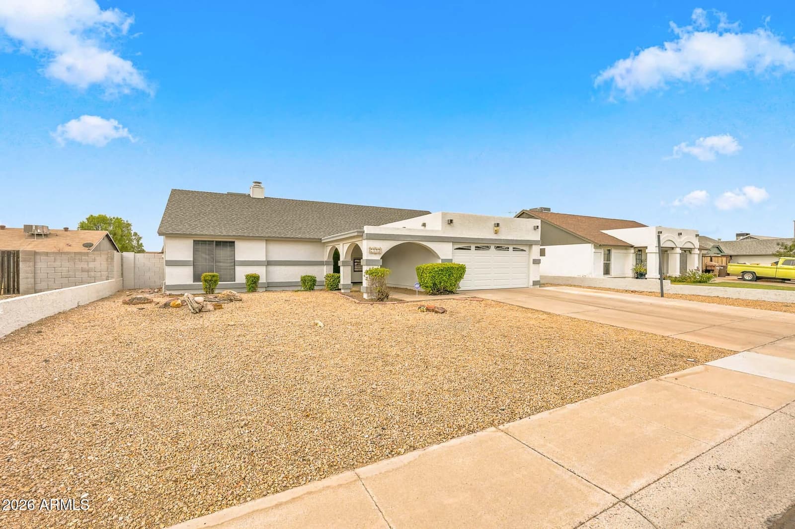 7241 W LAUREL Lane, Peoria, AZ 85345 — photo 7 of 37
