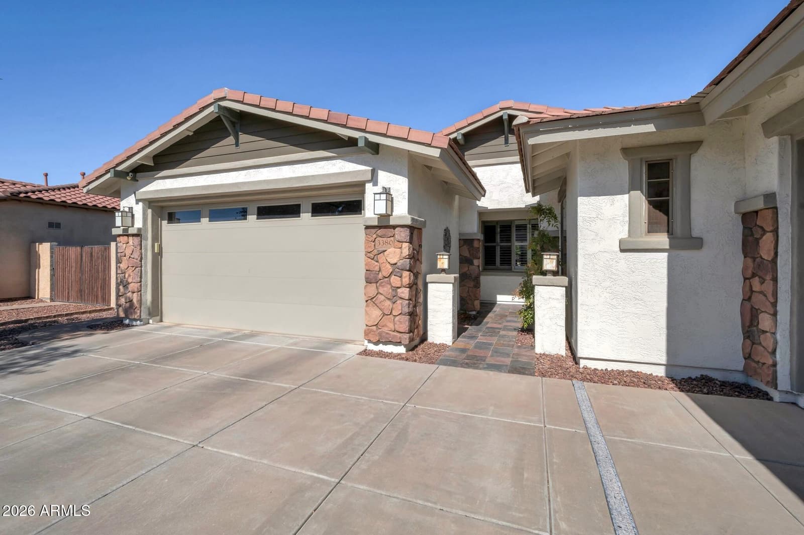 3380 S HOLGUIN Way, Chandler, AZ 85248 — photo 4 of 49