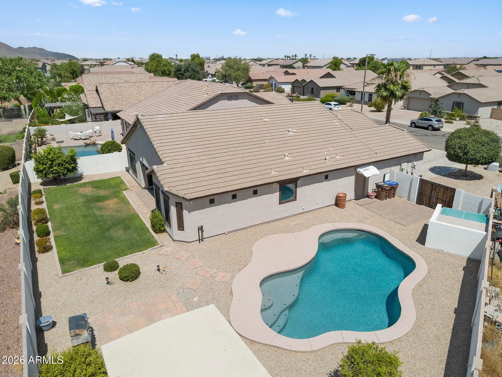 629 W DESERT VALLEY Drive, San Tan Valley, AZ 85143 — photo 2 of 29