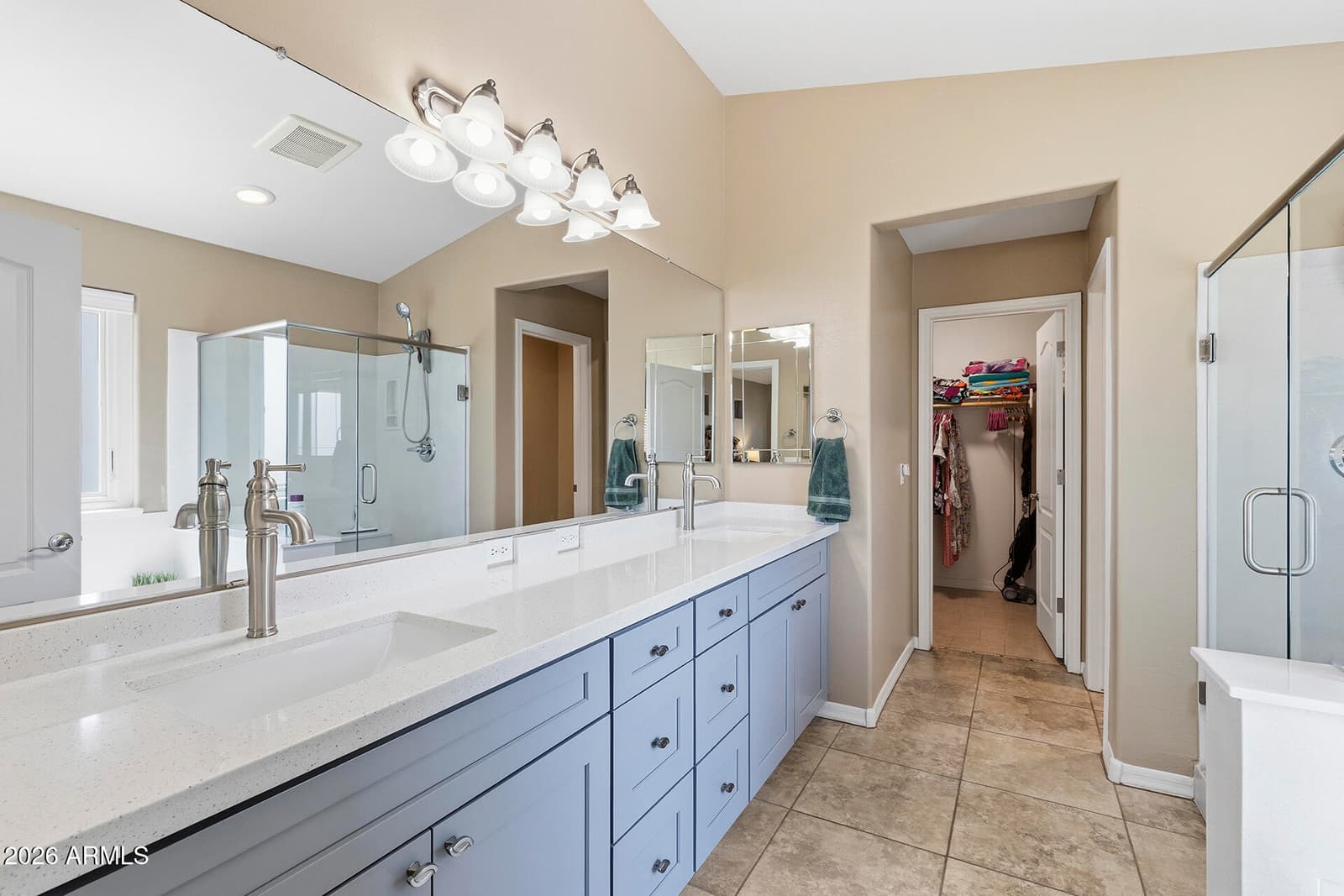 629 W DESERT VALLEY Drive, San Tan Valley, AZ 85143 — photo 18 of 29