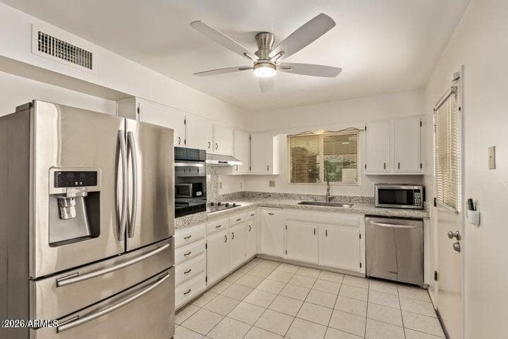 10034 W CONCORD Avenue, Sun City, AZ 85351 — photo 8 of 33