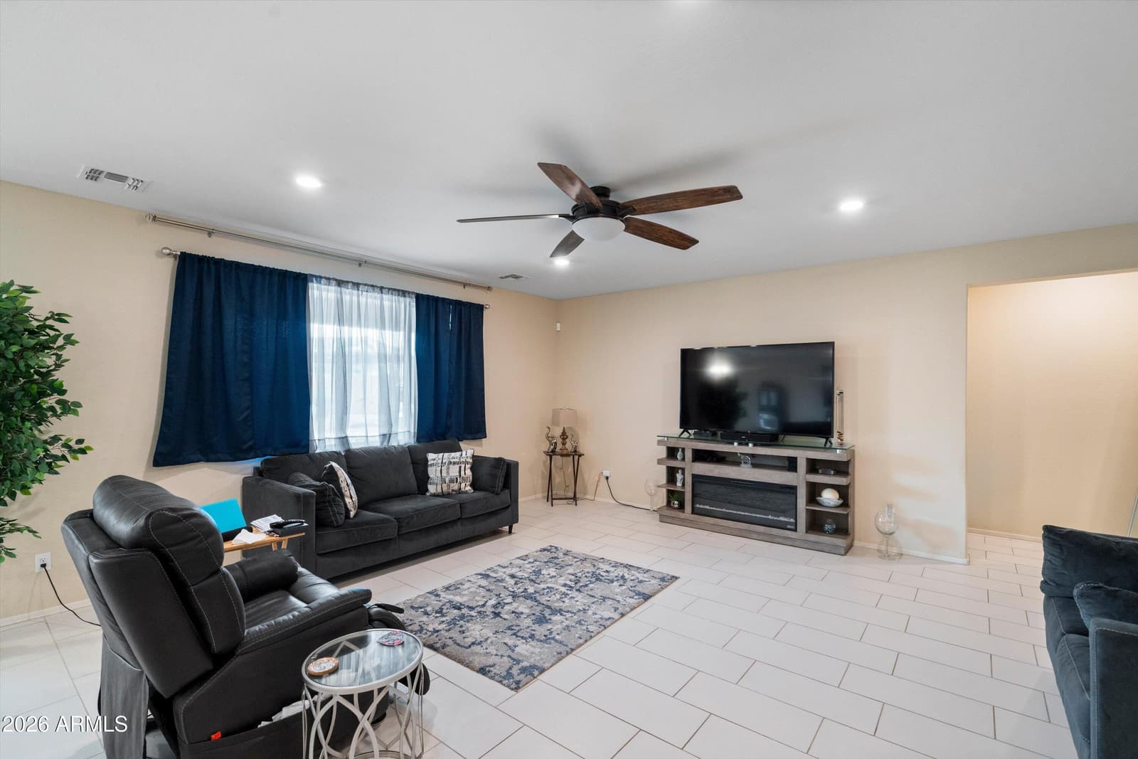 40570 W HOPPER Drive, Maricopa, AZ 85138 — photo 13 of 41