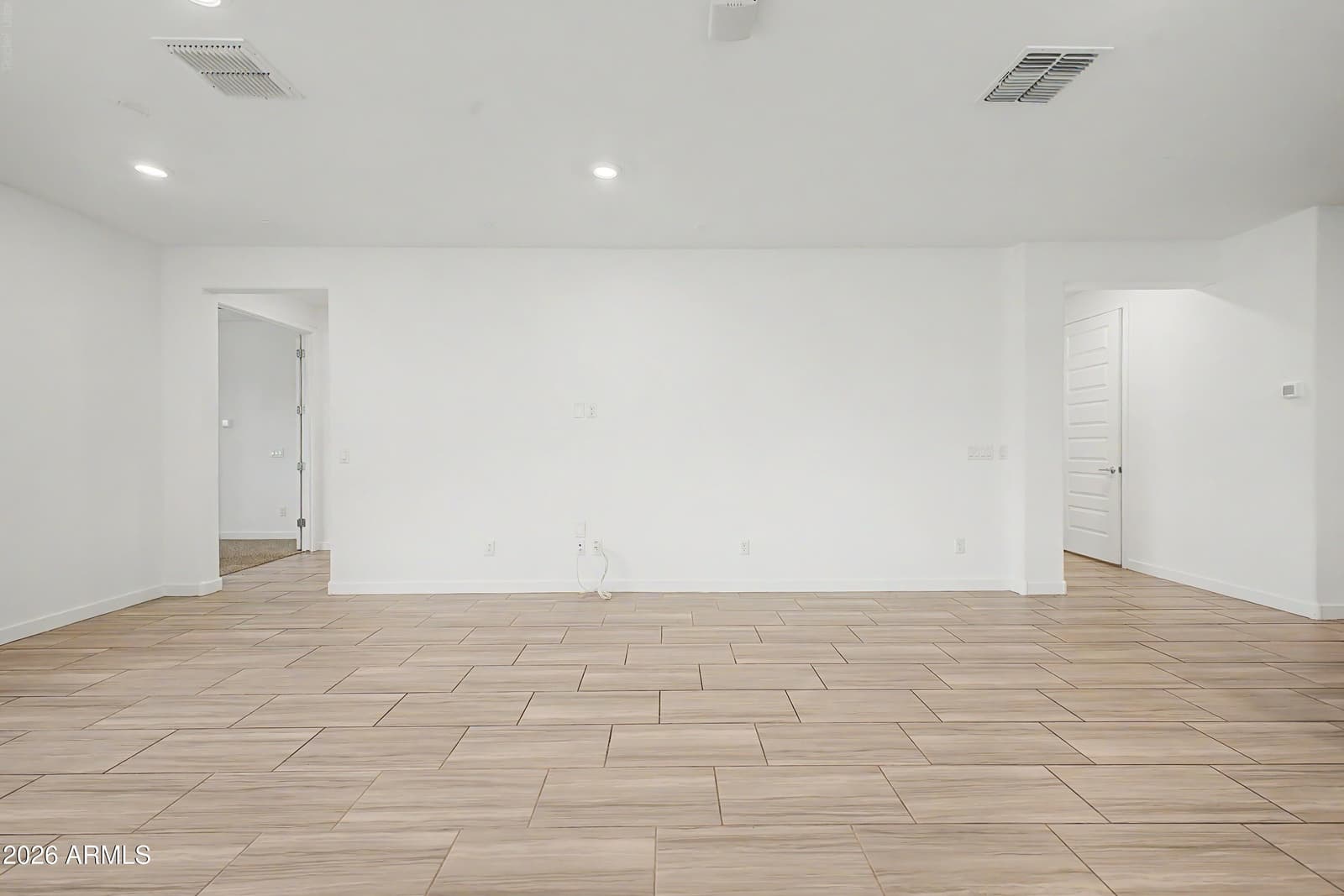 4027 S 96TH Drive, Tolleson, AZ 85353 — photo 13 of 32