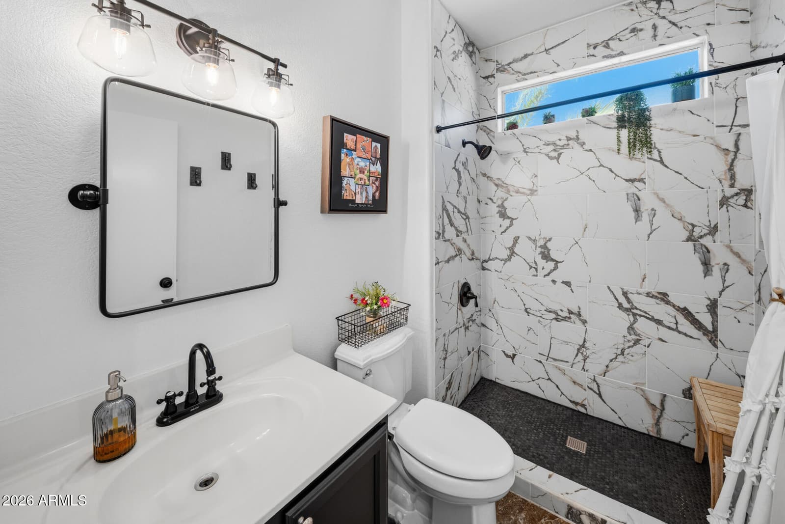 15950 W QUAIL CREEK Lane, Surprise, AZ 85374 — photo 10 of 28