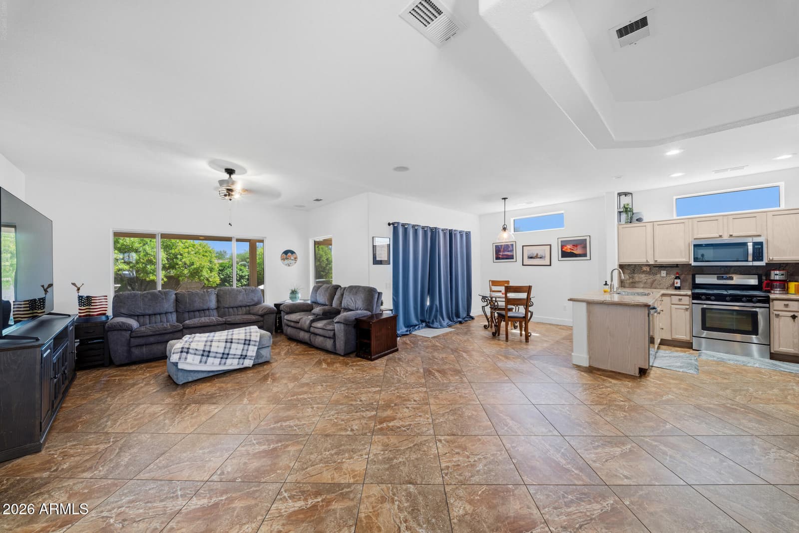 15950 W QUAIL CREEK Lane, Surprise, AZ 85374 — photo 19 of 28