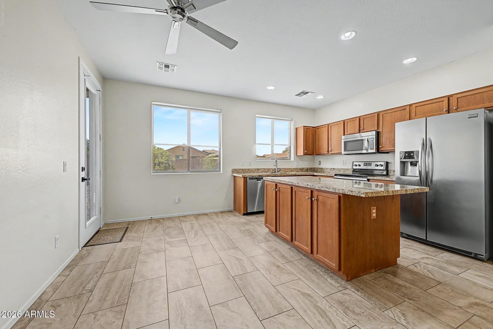 1553 E PRICKLY PEAR Place, Casa Grande, AZ 85122 — photo 10 of 29