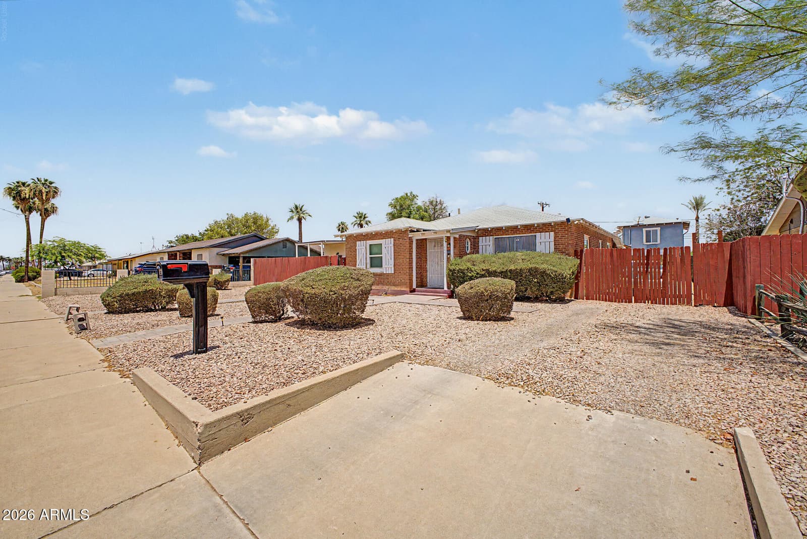 326 W PINKLEY Avenue, Coolidge, AZ 85128 — photo 3 of 38
