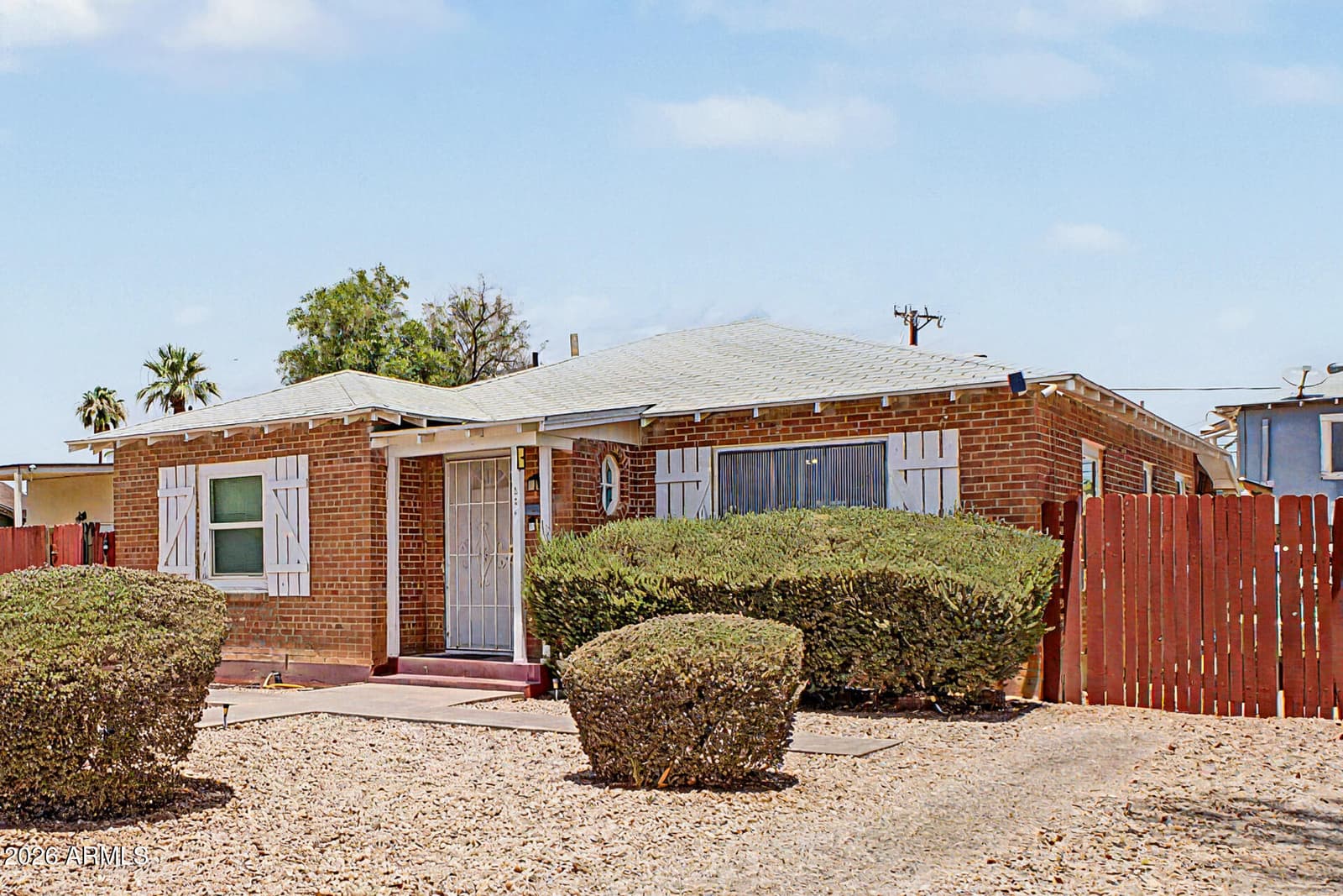 326 W PINKLEY Avenue, Coolidge, AZ 85128 — photo 4 of 38