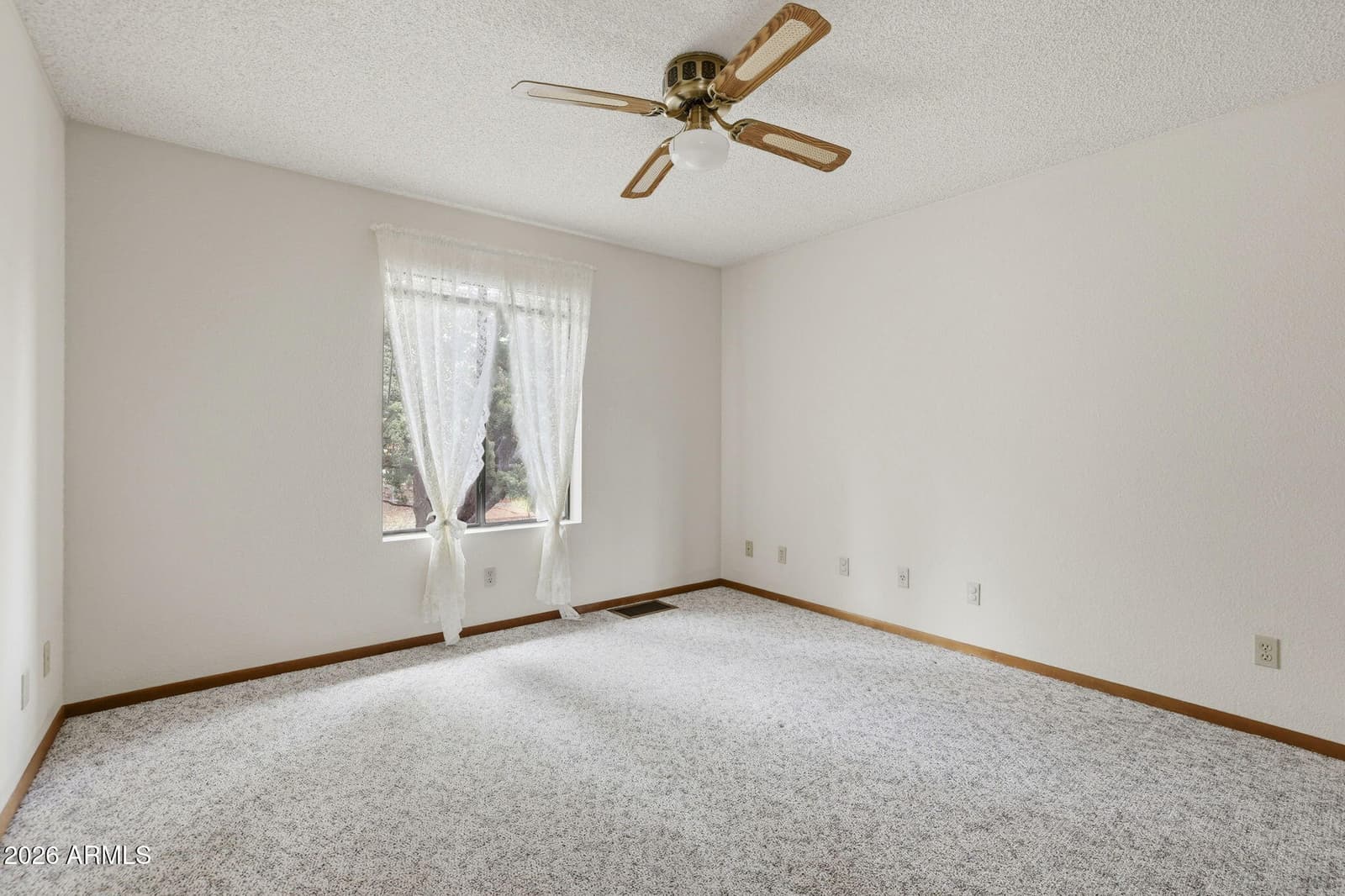9116 E LONGHORN Drive, Prescott Valley, AZ 86314 — photo 15 of 30