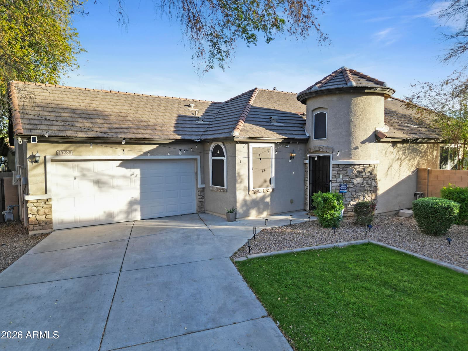 17239 W IRONWOOD Street, Surprise, AZ 85388 — photo 2 of 44