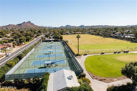 512 W MOON VALLEY Drive, Phoenix, AZ 85023 — photo 16 of 18