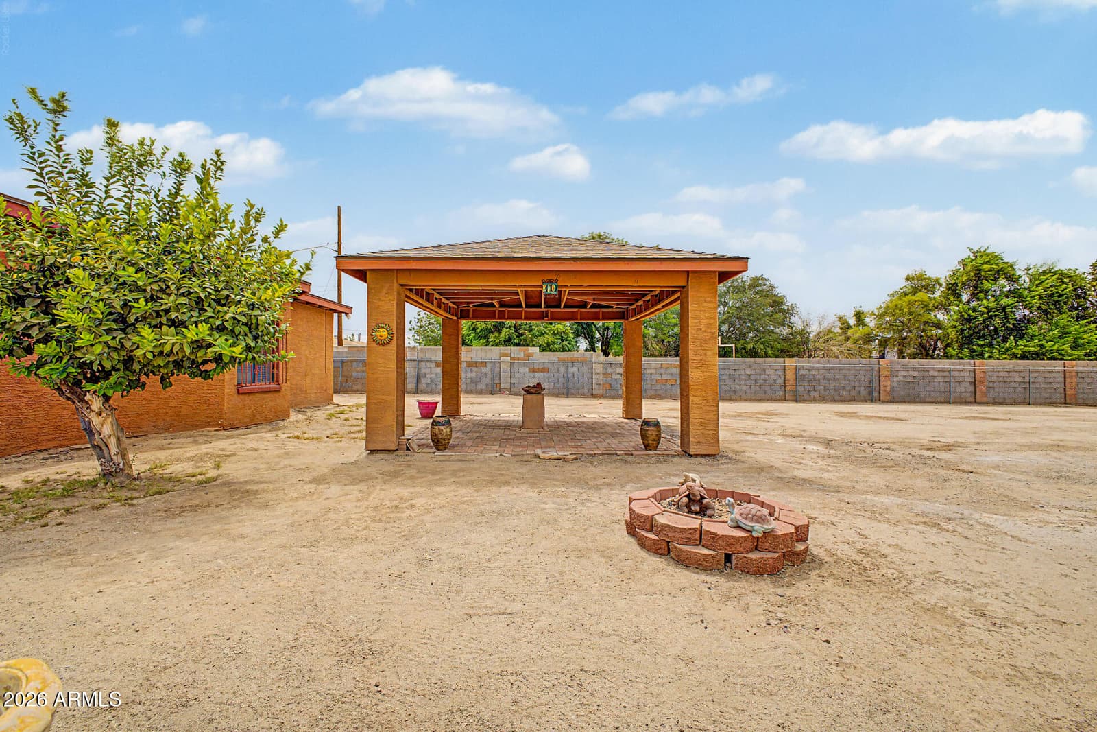 502 W SOUTHERN Avenue, Phoenix, AZ 85041 — photo 8 of 22