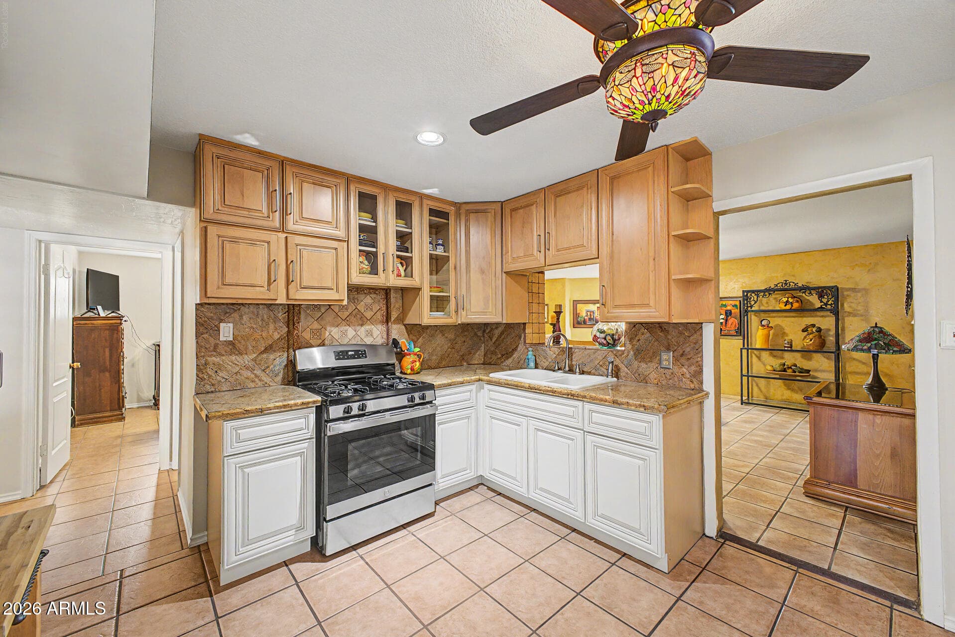 502 W SOUTHERN Avenue, Phoenix, AZ 85041 — photo 14 of 22