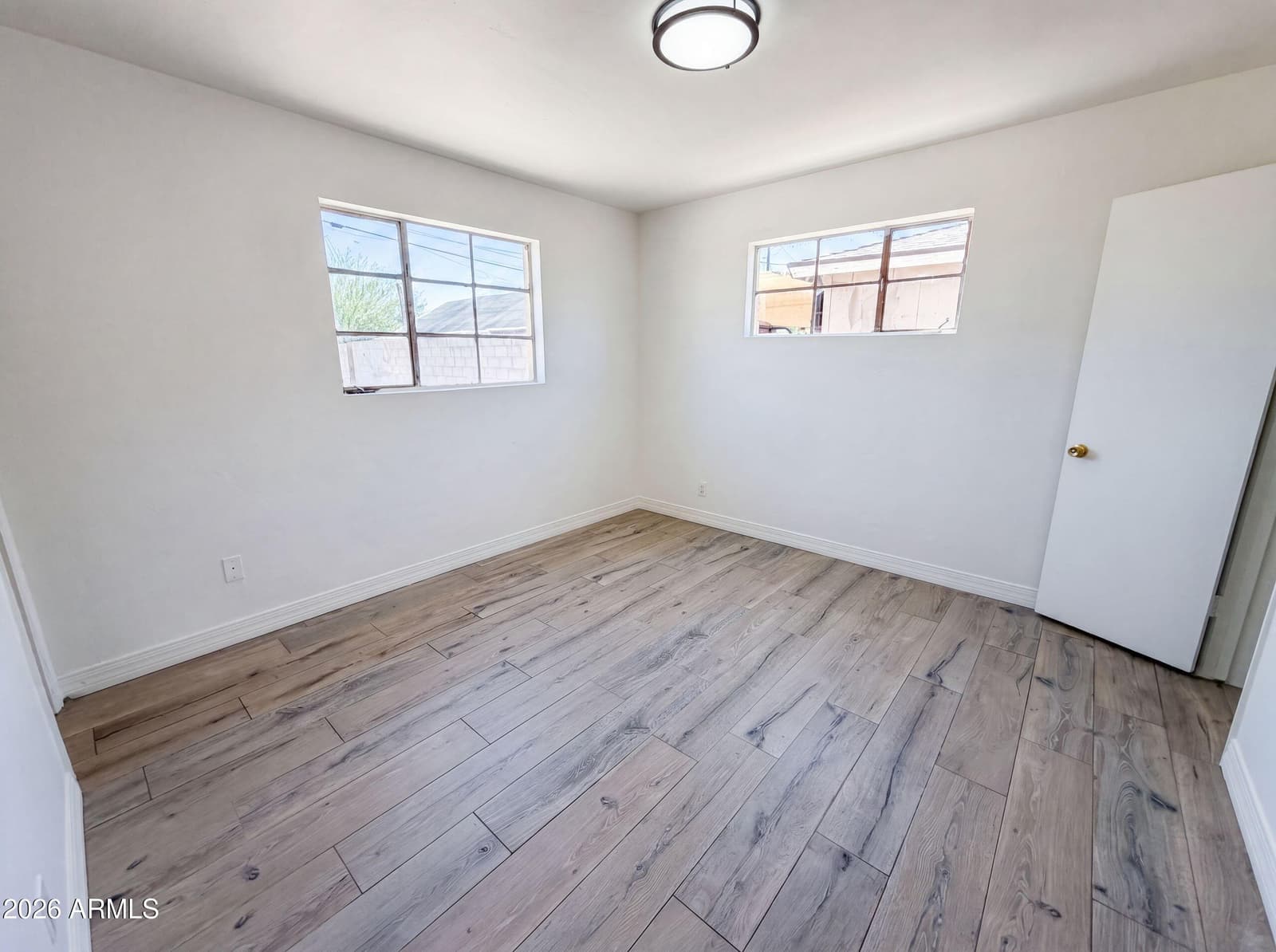 4505 W Clarendon Avenue, Phoenix, AZ 85031 — photo 12 of 20