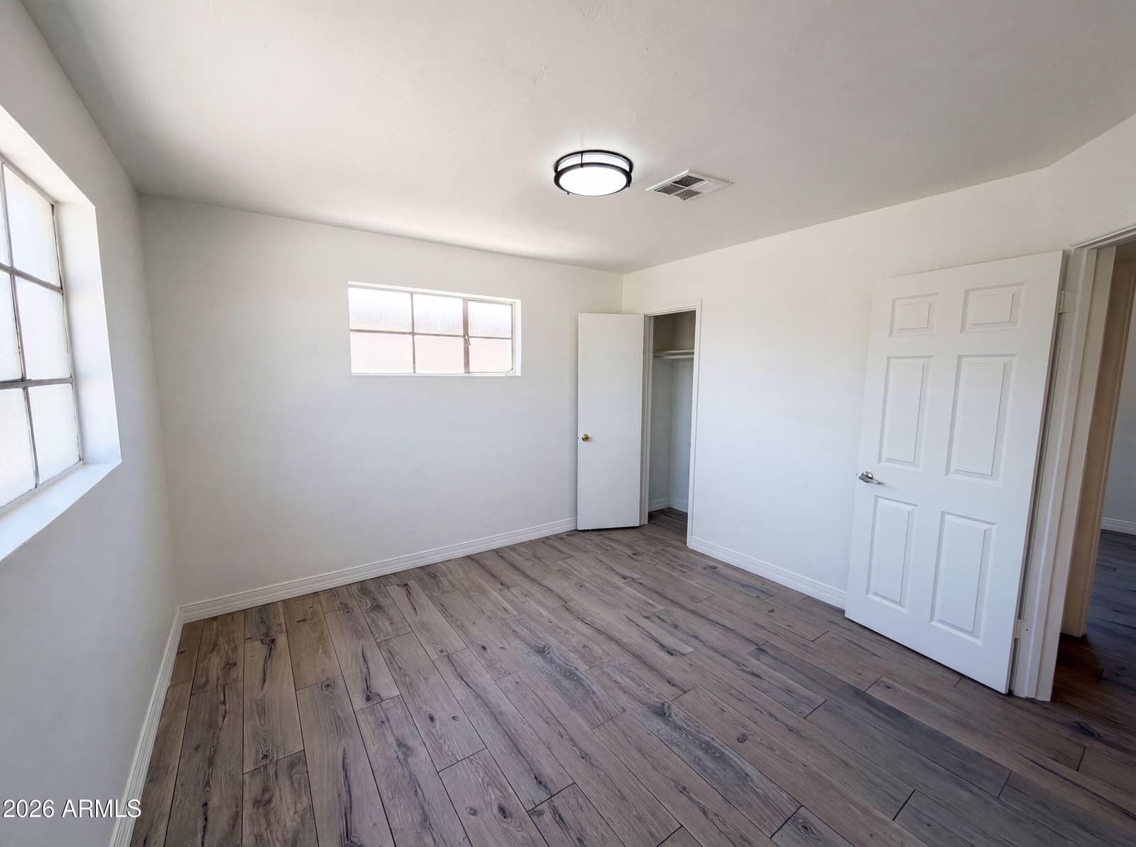 4505 W Clarendon Avenue, Phoenix, AZ 85031 — photo 15 of 20