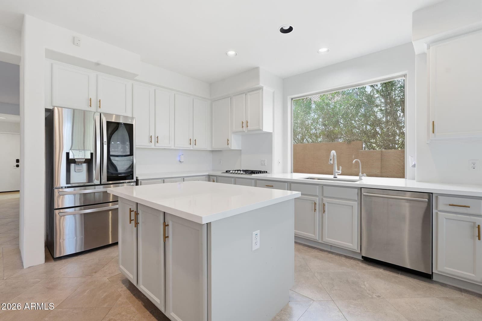 1257 E VOLTAIRE Avenue, Phoenix, AZ 85022 — photo 3 of 35