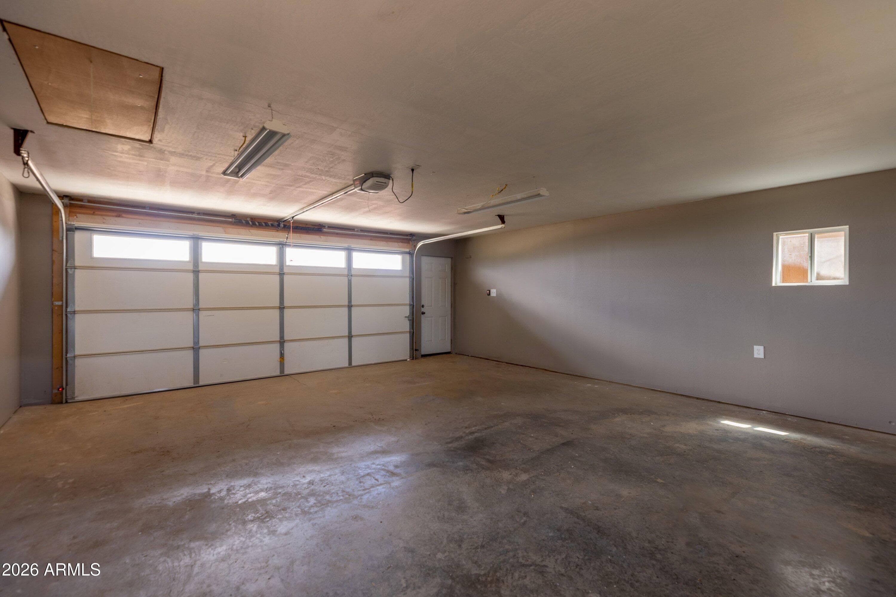 8429 PINON Drive, Show Low, AZ 85901 — photo 19 of 34