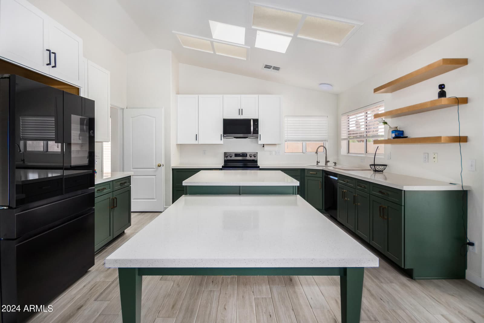 927 W Grand Caymen Drive, Gilbert, AZ 85233 — photo 12 of 43
