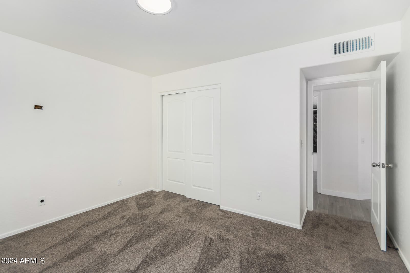 927 W Grand Caymen Drive, Gilbert, AZ 85233 — photo 31 of 43