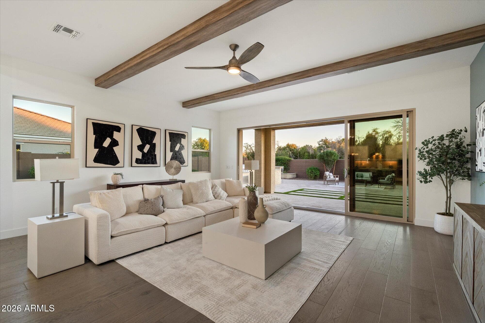 7403 W LISBON Lane, Peoria, AZ 85381 — photo 4 of 31