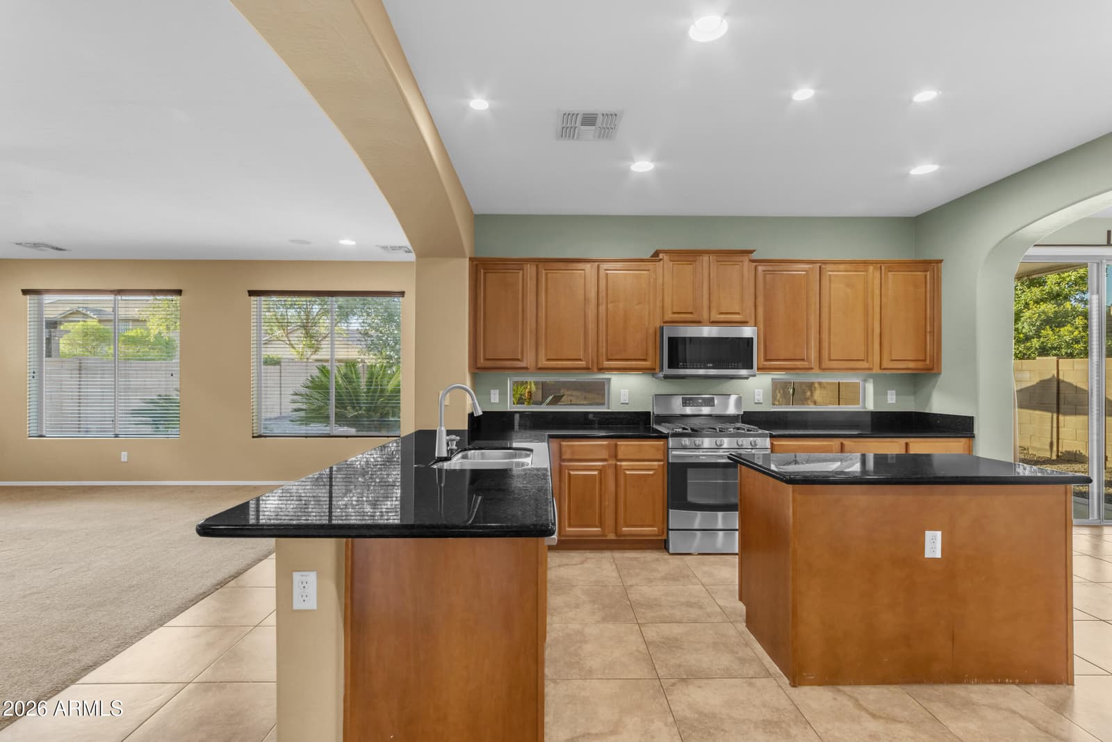 3832 E OLD STONE Circle N, Chandler, AZ 85249 — photo 11 of 59