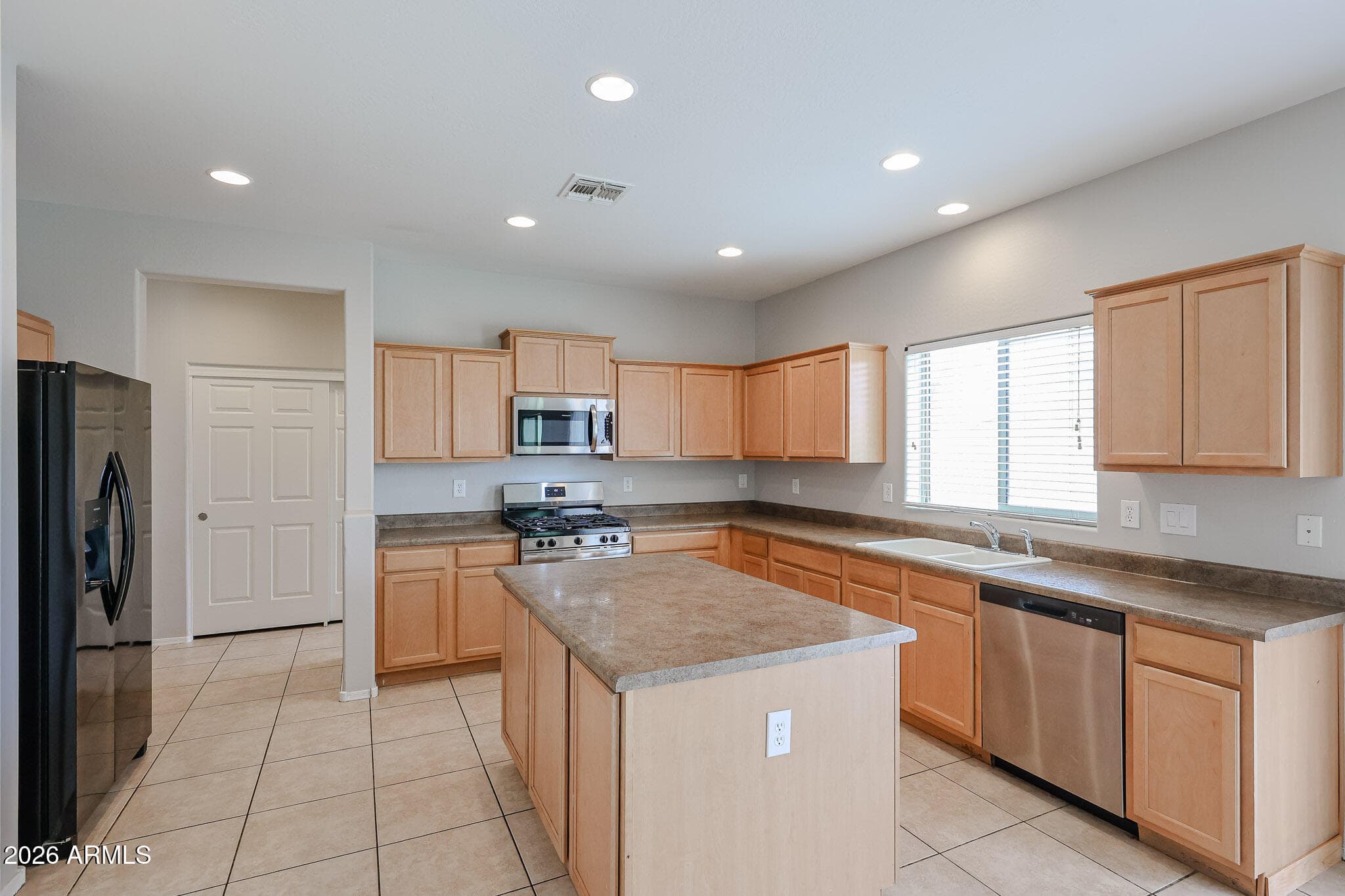 19417 W MORNING GLORY Drive, Buckeye, AZ 85326 — photo 7 of 47