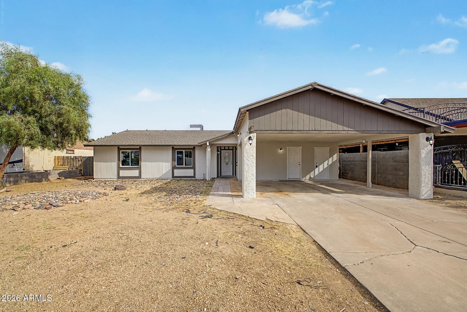 8861 W WELDON Avenue, Phoenix, AZ 85037 — photo 4 of 38