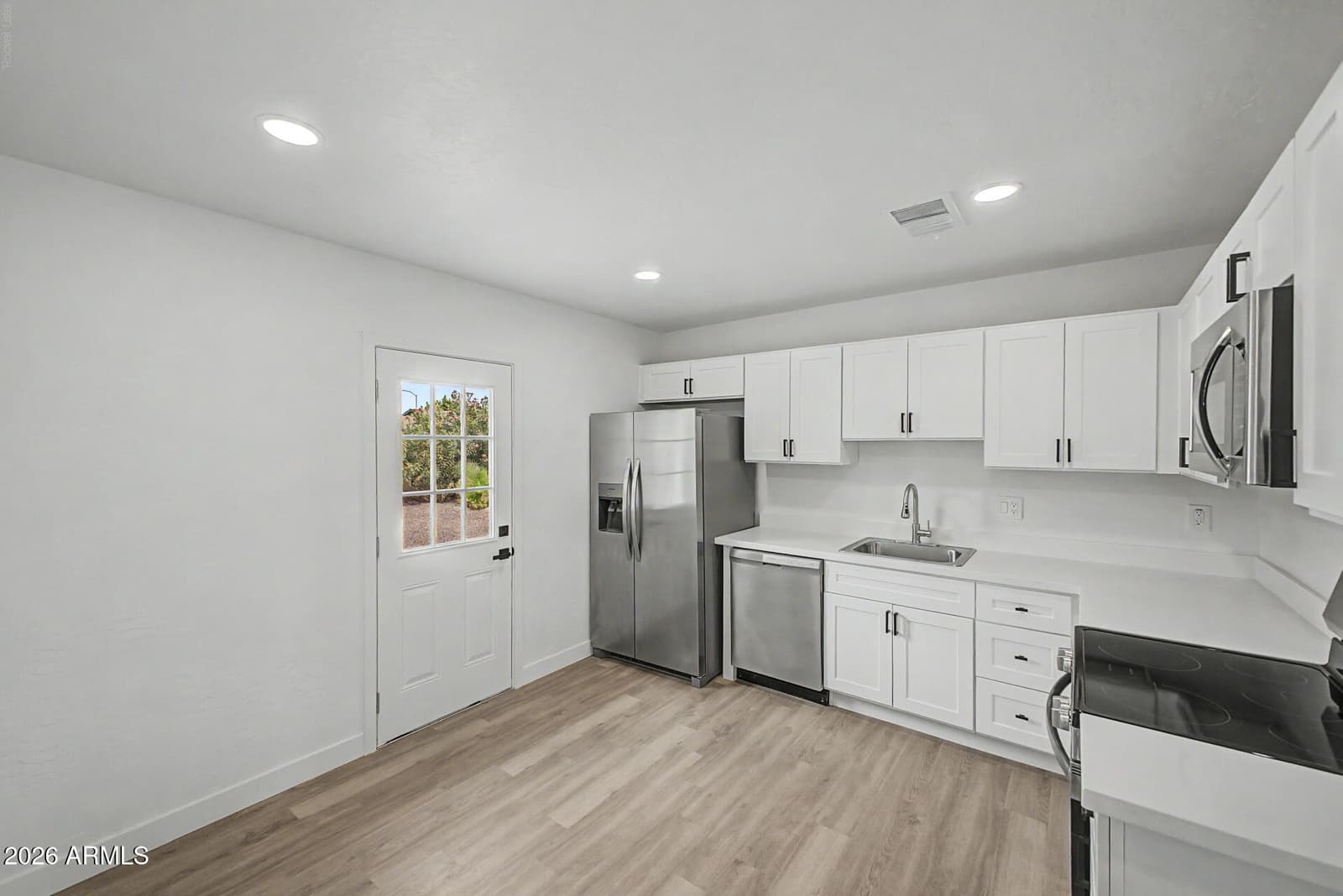 640 S PASADENA, Mesa, AZ 85210 — photo 11 of 26