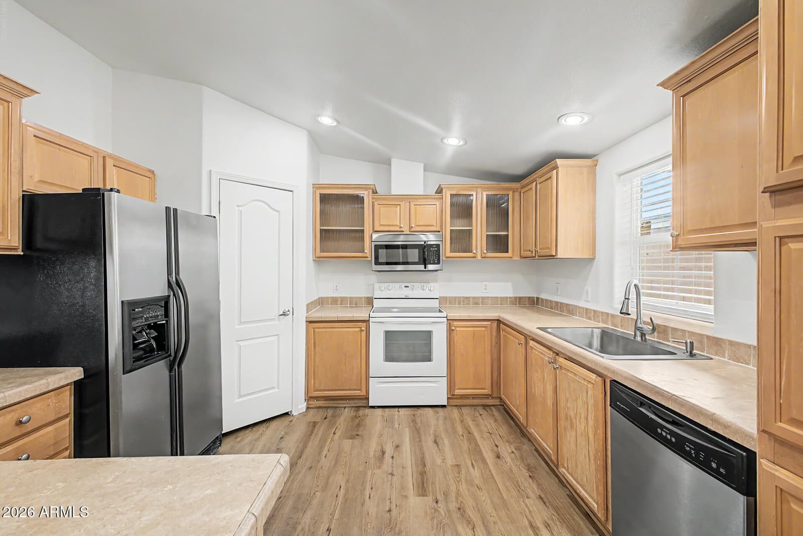 8601 N 103RD Avenue 185, Peoria, AZ 85345 — photo 11 of 29