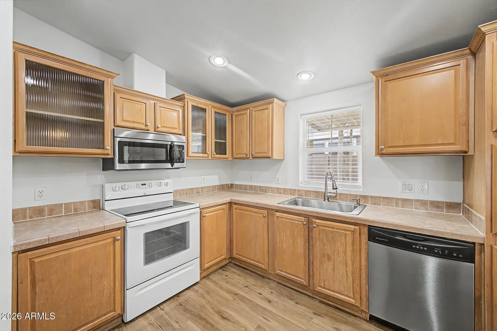 8601 N 103RD Avenue 185, Peoria, AZ 85345 — photo 12 of 29